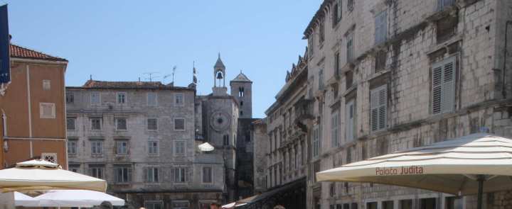 Plaza narodni ayuntamiento split