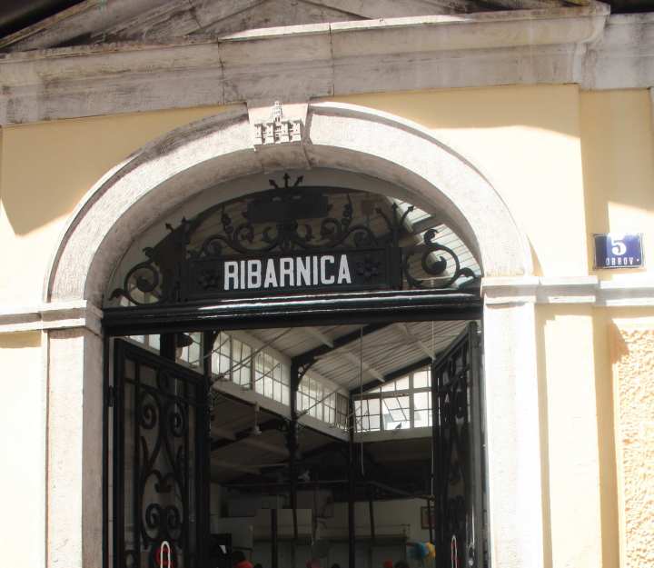 Mercado del pescado split ribarnicaturismo