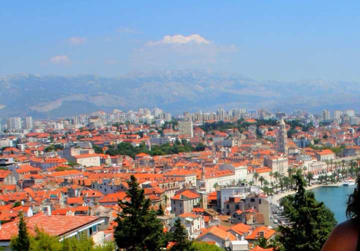 Vistas de split desde monte marjan turistas